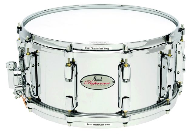 Pearl's unique pivoting lugs align perfectly with each tension rod.